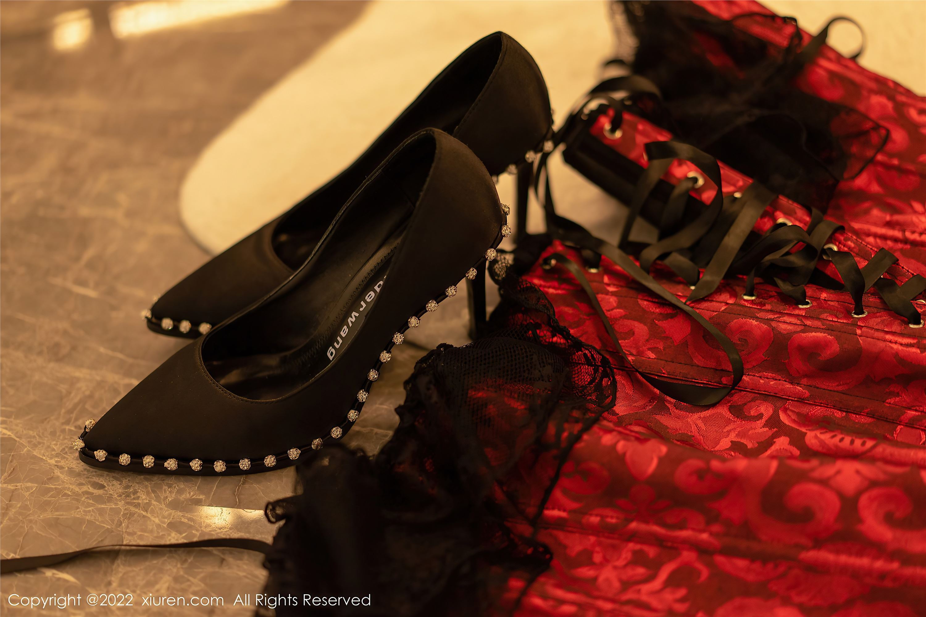 Xiuren秀人网 2022.03.17 NO.4732 小海臀Rena